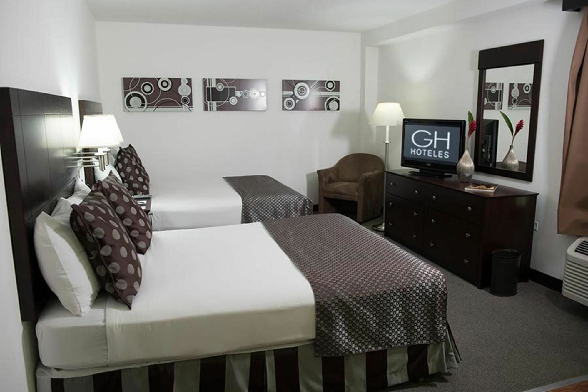 Guaparo Suites バレンシア エクステリア 写真
